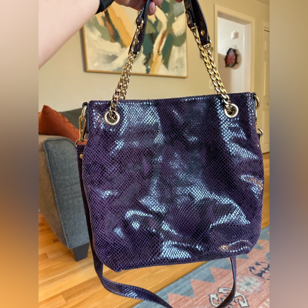 MICHAEL KORS Purple Snakeskin Handbag with Gold Chain